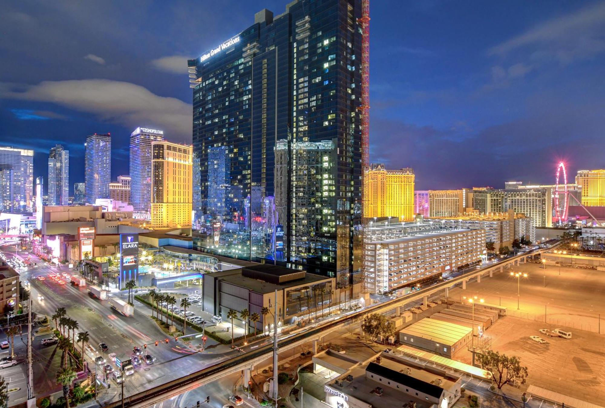 Lucky Gem Penthouse & Luxury Suites At Signature Resort, Balcony Strip View 2605 Las Vegas Exterior photo